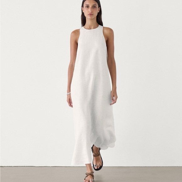 Massimo Dutti Dresses & Skirts - Massimo Dutti long white minimalist maxi dress - size 4 (Small)
